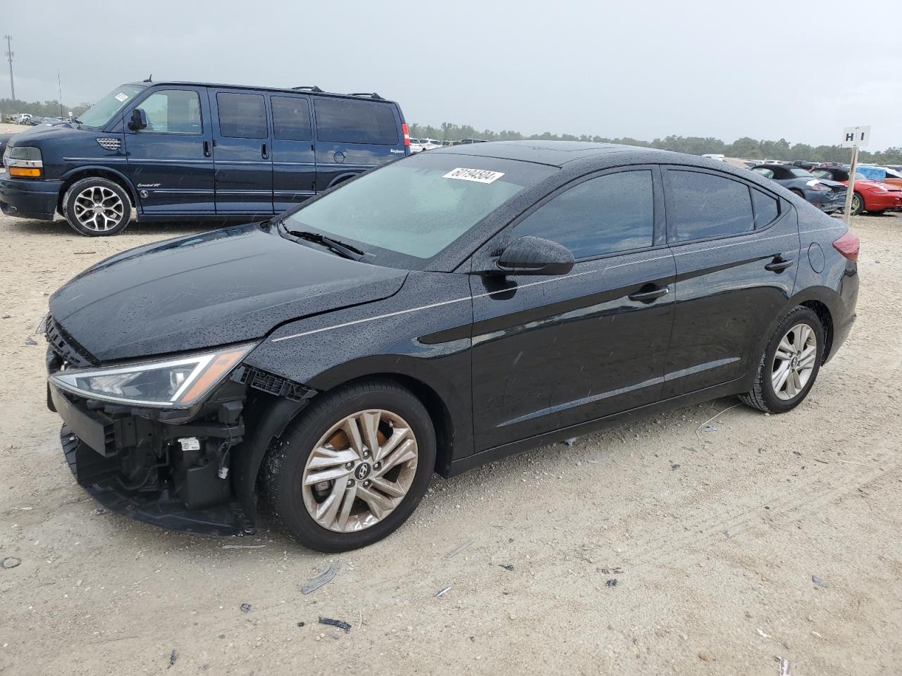 HYUNDAI ELANTRA SE 2019