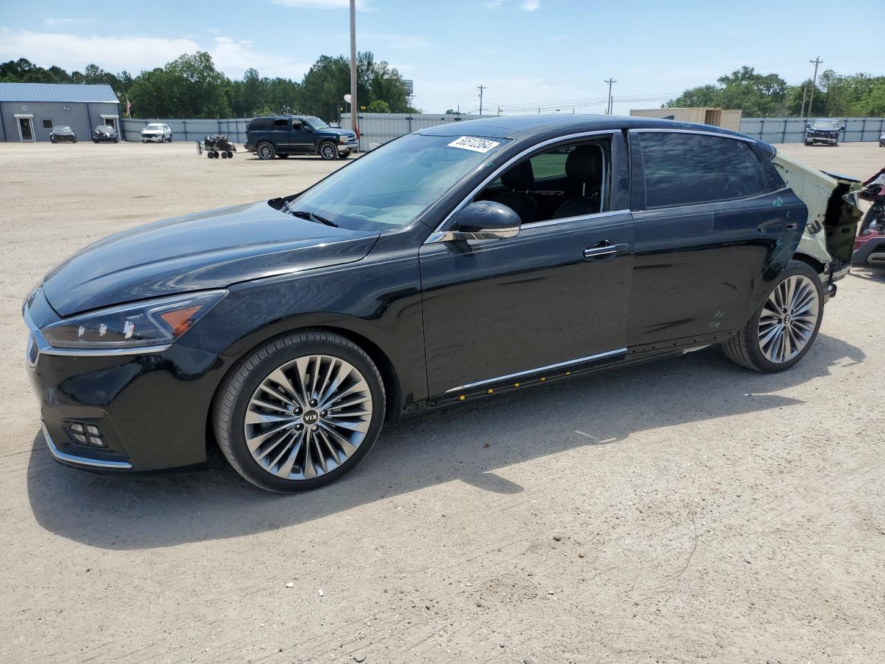 KIA CADENZA 2018