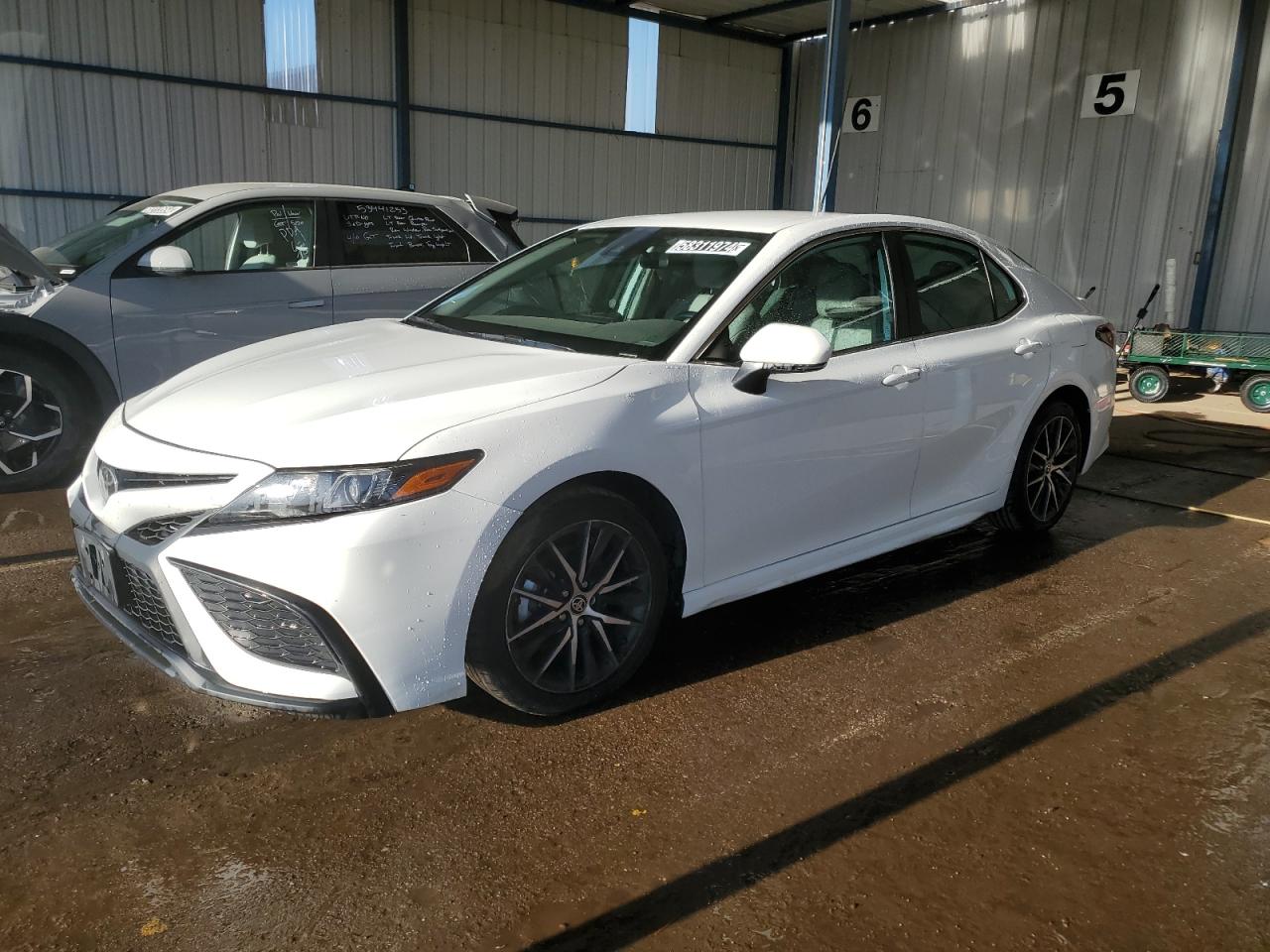 TOYOTA CAMRY 2022