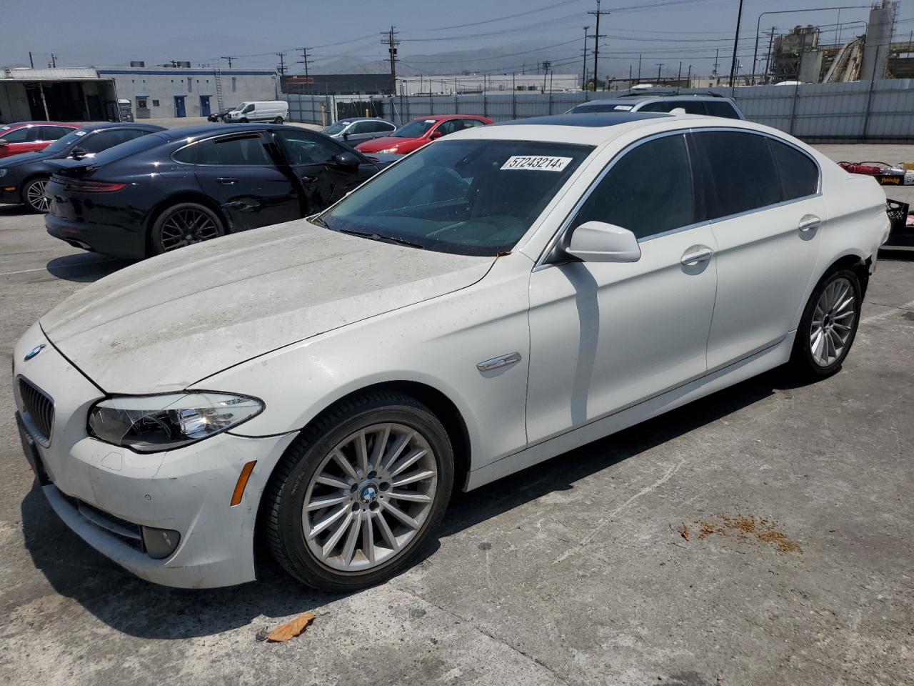 BMW 5 SERIES 2011