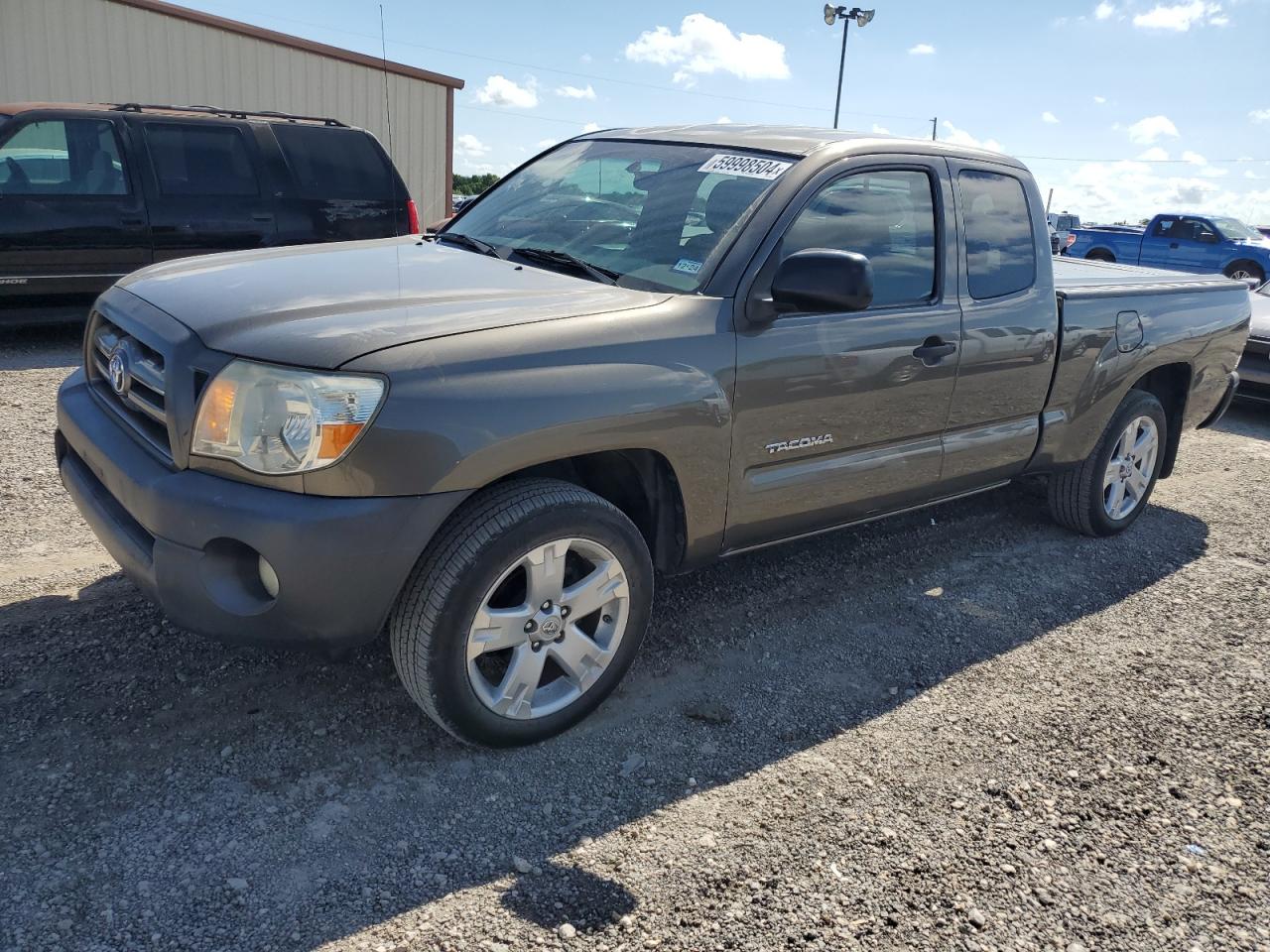 TOYOTA TACOMA ACC 2010