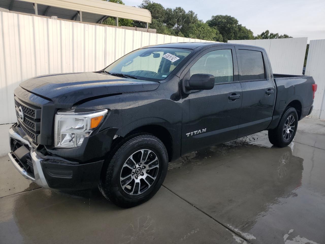 NISSAN TITAN 2022
