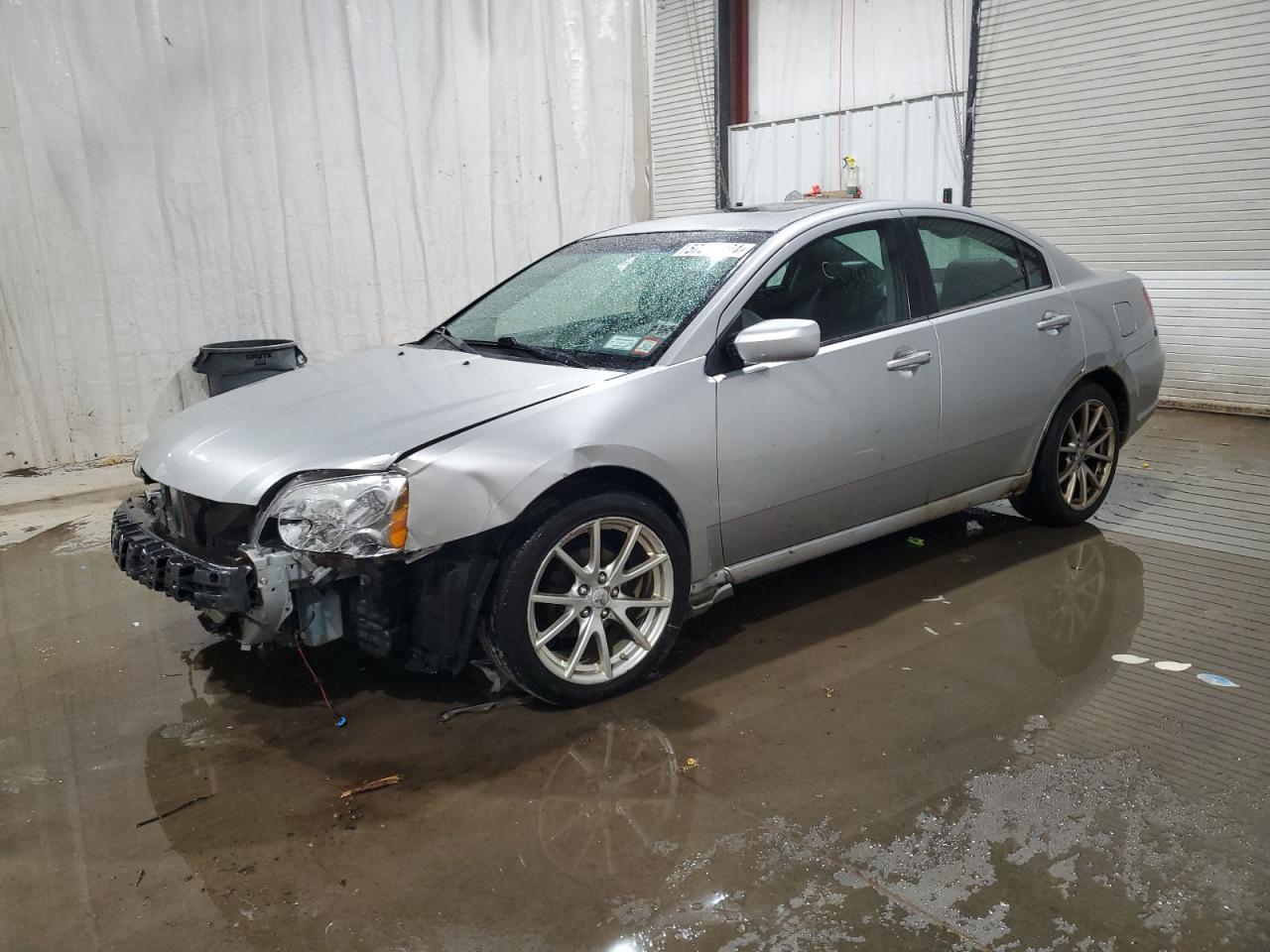 MITSUBISHI GALANT 2012
