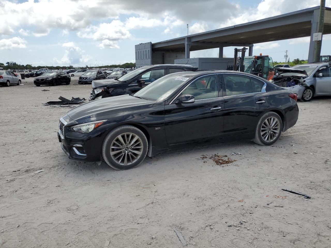 INFINITI Q50 LUXE 2018