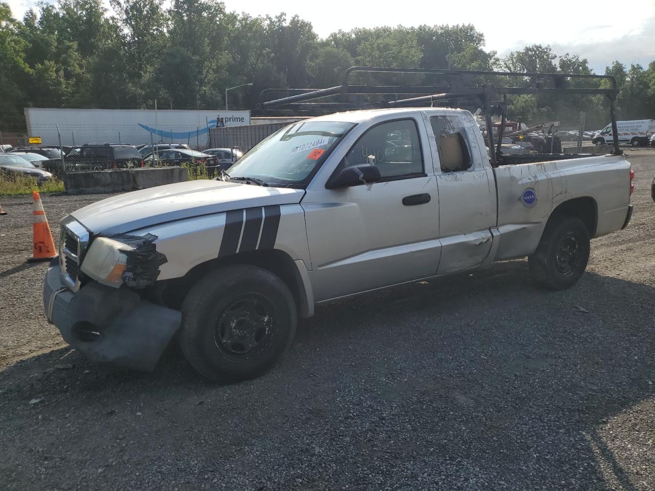DODGE DAKOTA 2006