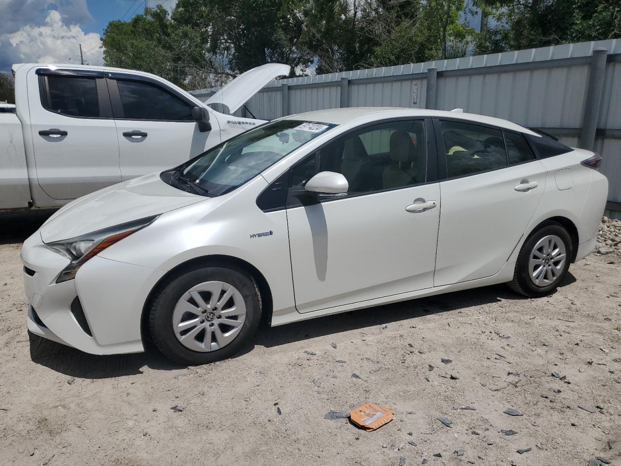 TOYOTA PRIUS 2016