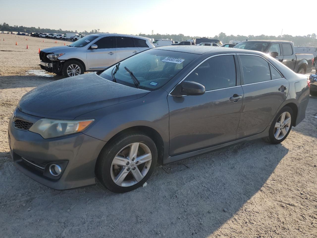 TOYOTA CAMRY 2012