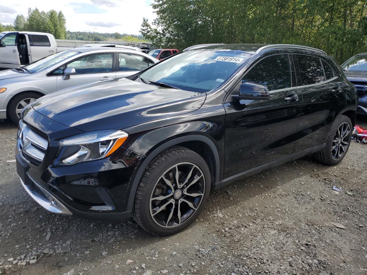 MERCEDES-BENZ GLA-CLASS 2015