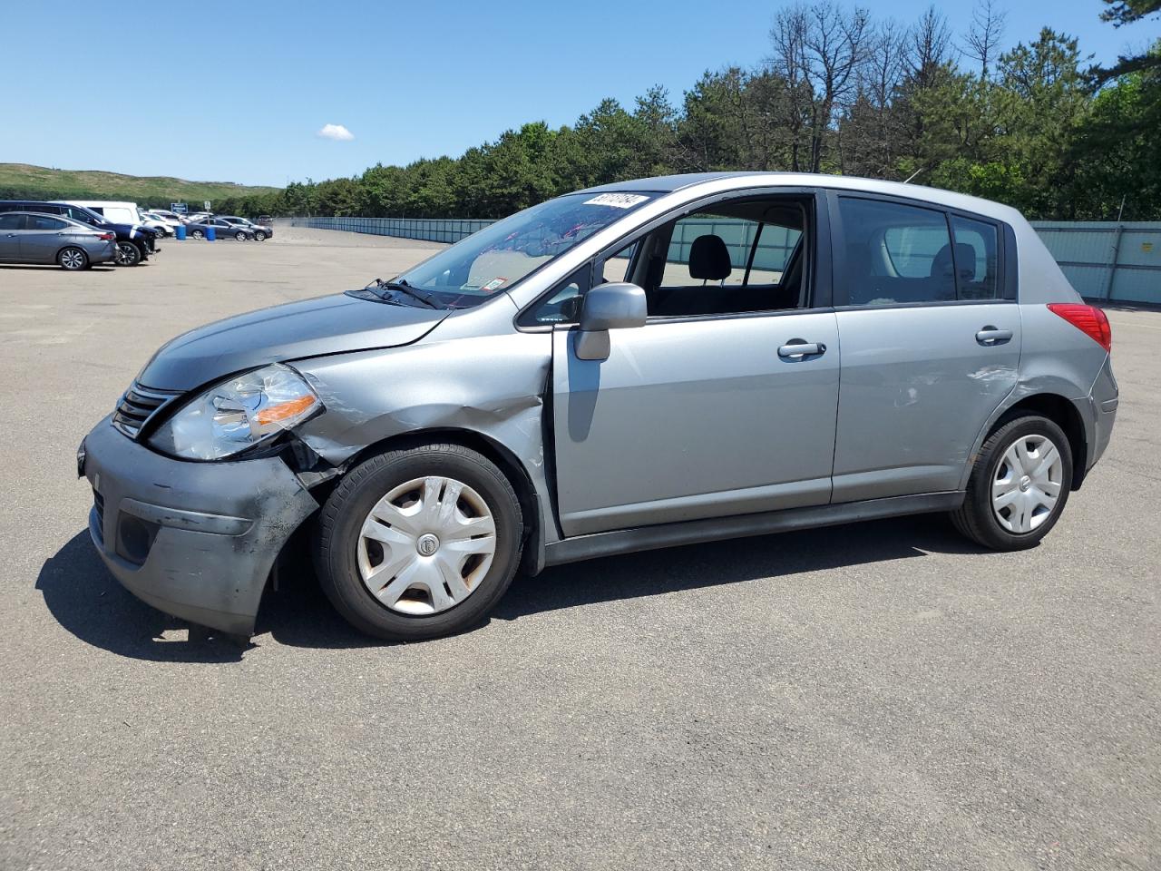 NISSAN VERSA 2011