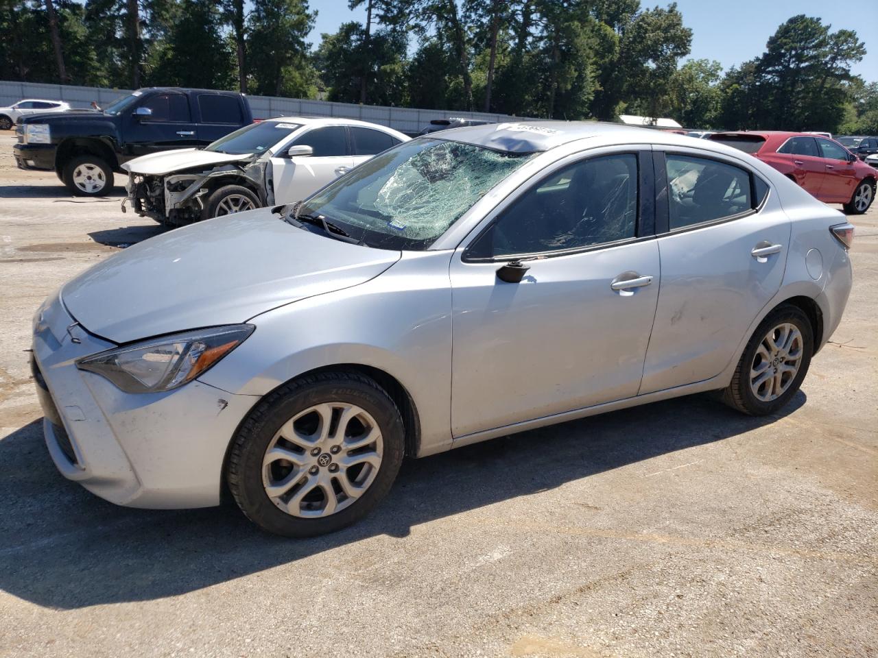 TOYOTA YARIS 2018
