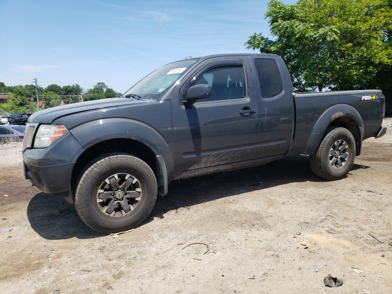NISSAN FRONTIER 2013