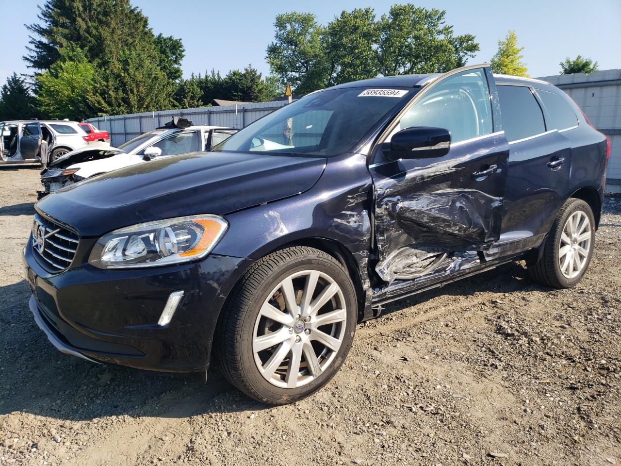 VOLVO XC60 2017