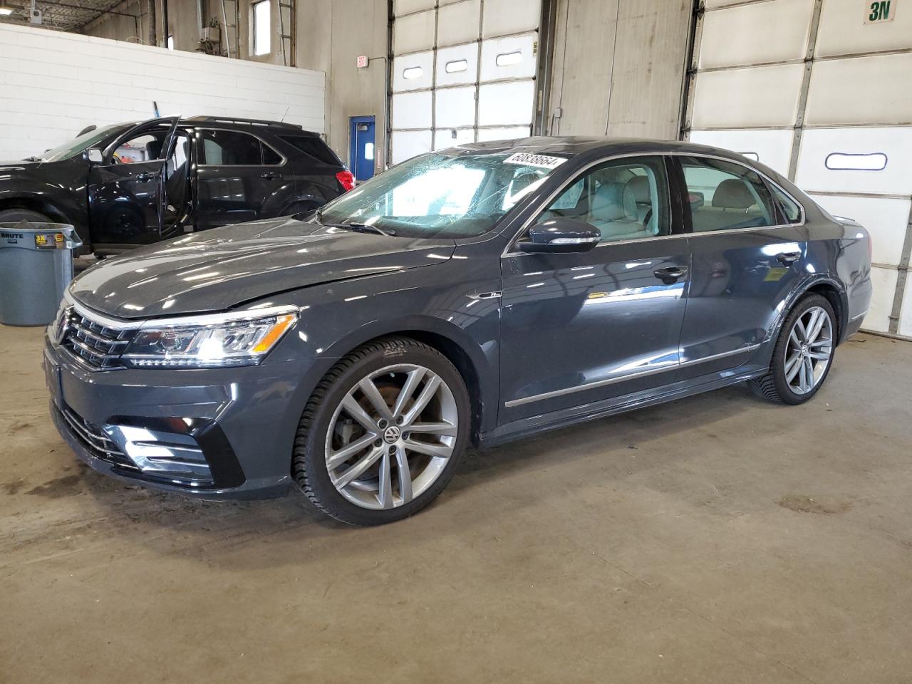 VOLKSWAGEN PASSAT 2017