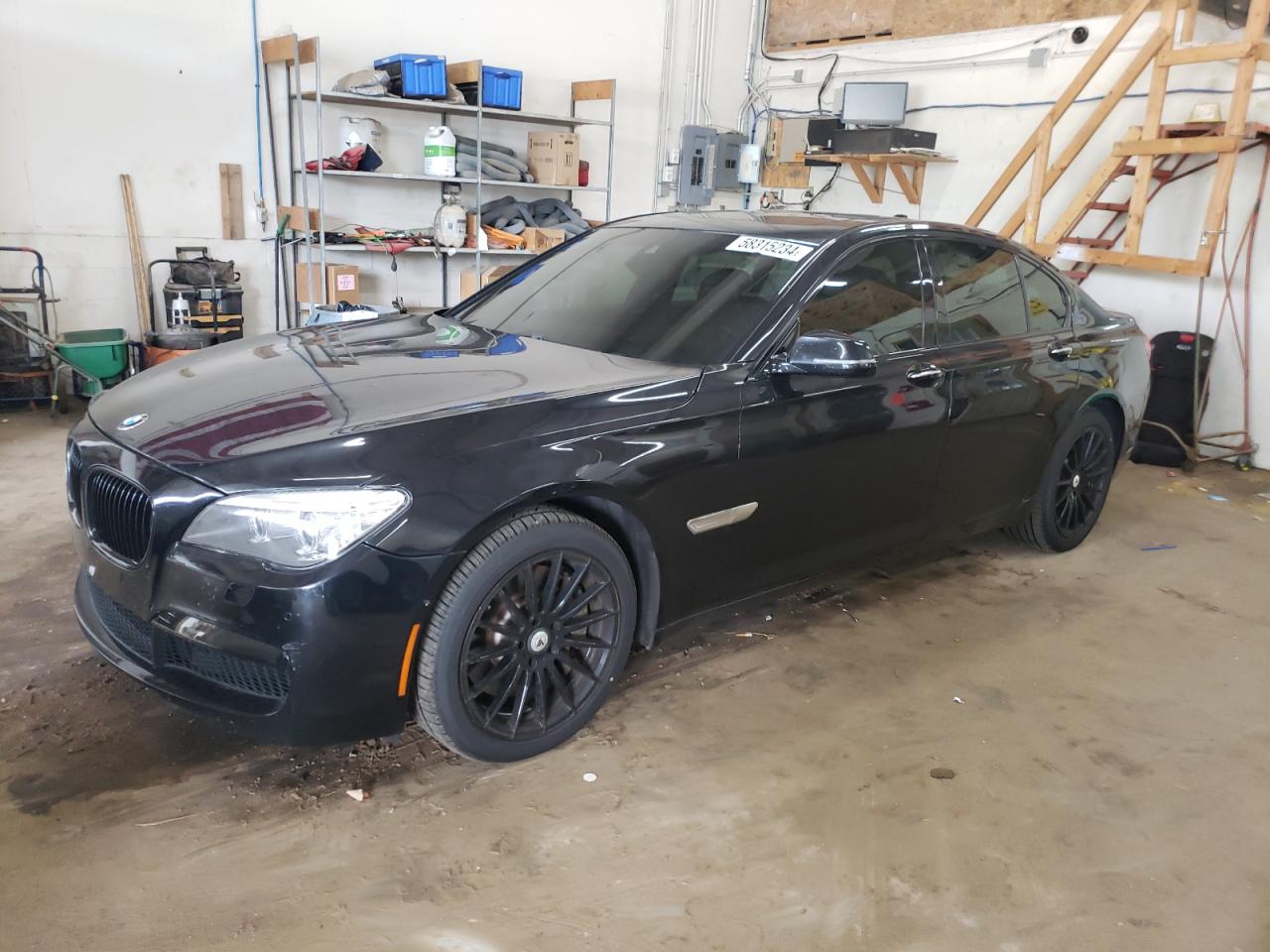 BMW 7 SERIES 2013