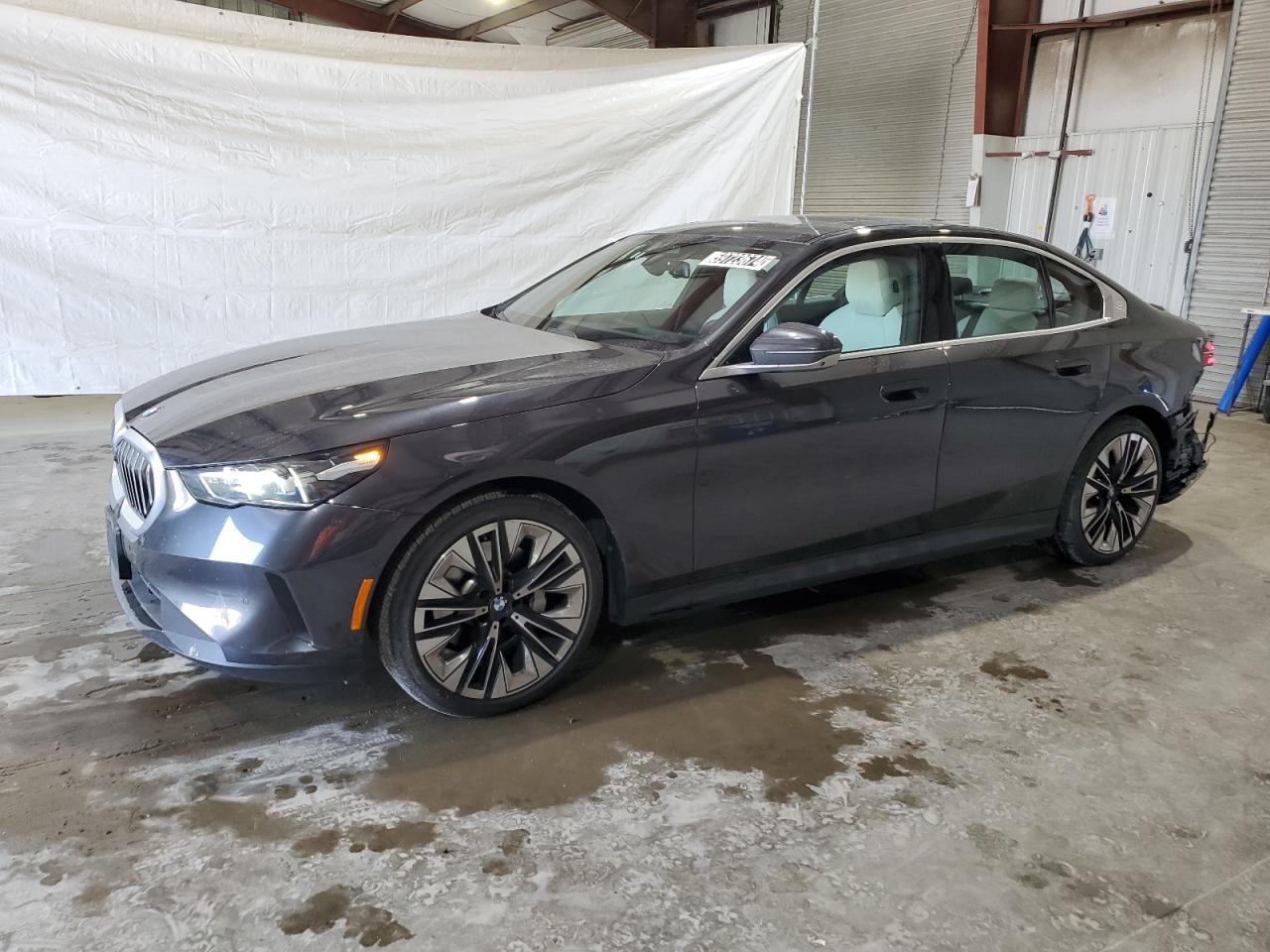 BMW 5 SERIES 2024