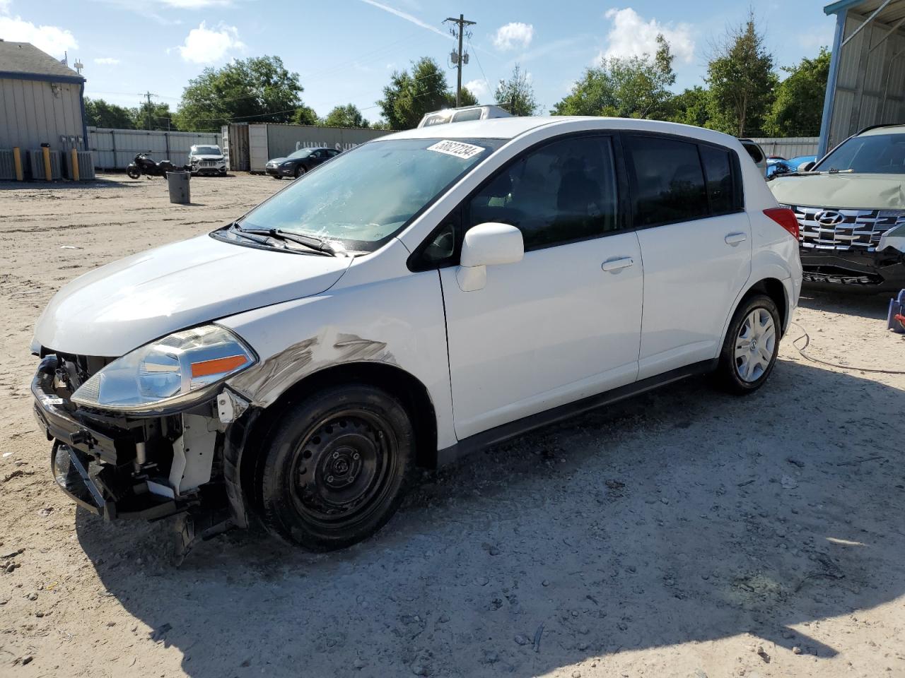 NISSAN VERSA S 2011