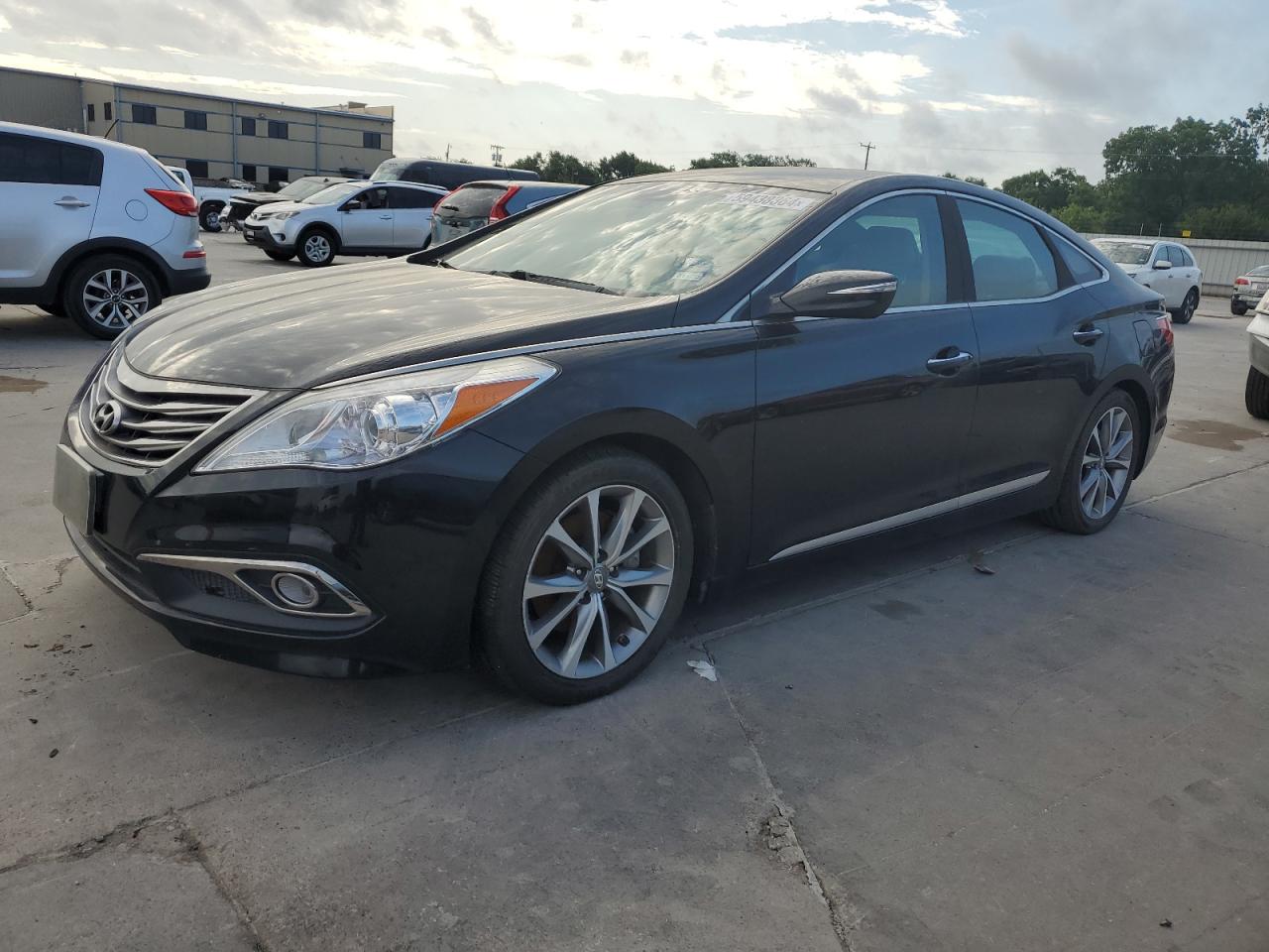 HYUNDAI AZERA 2017