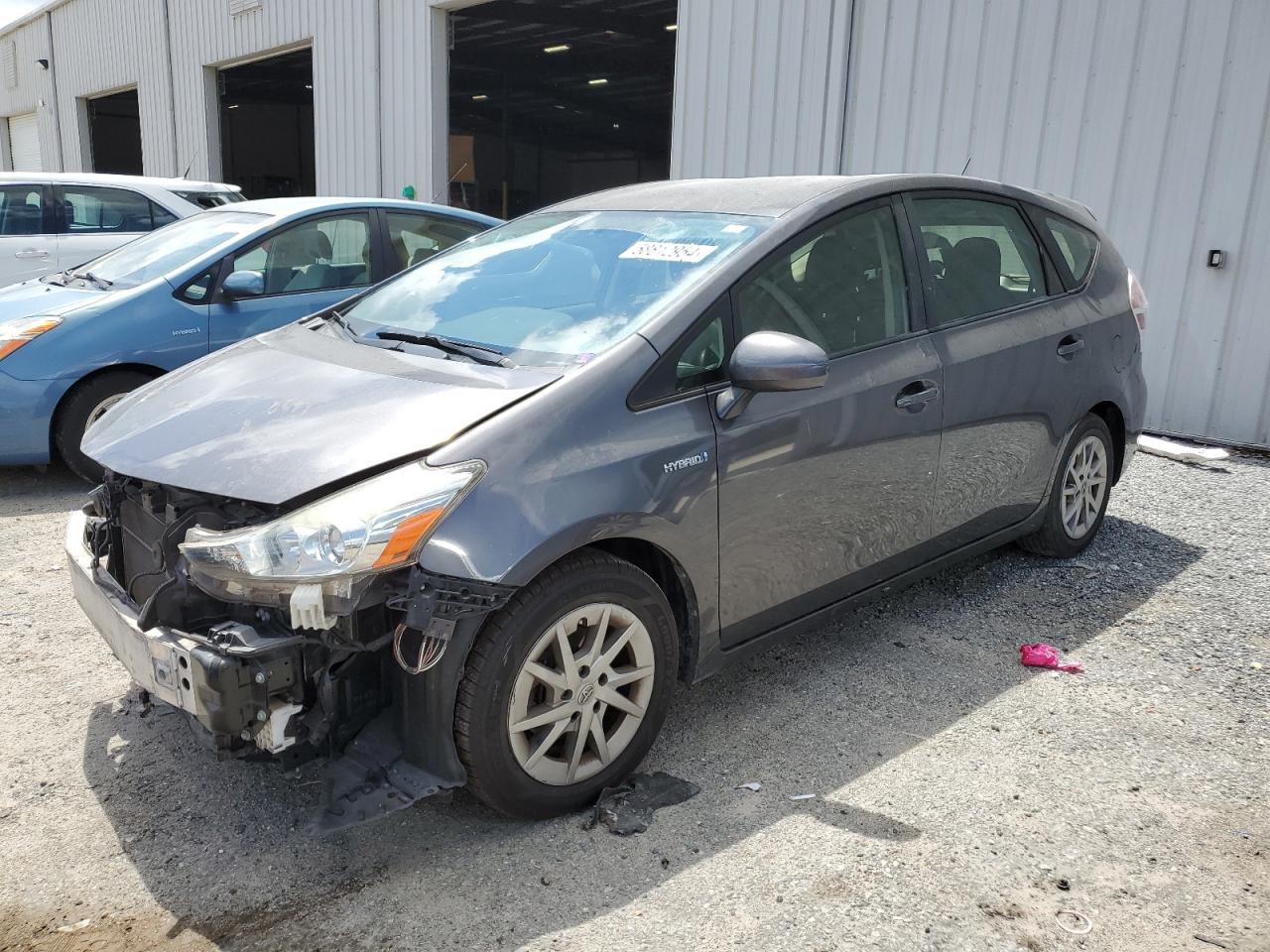 TOYOTA PRIUS V 2015