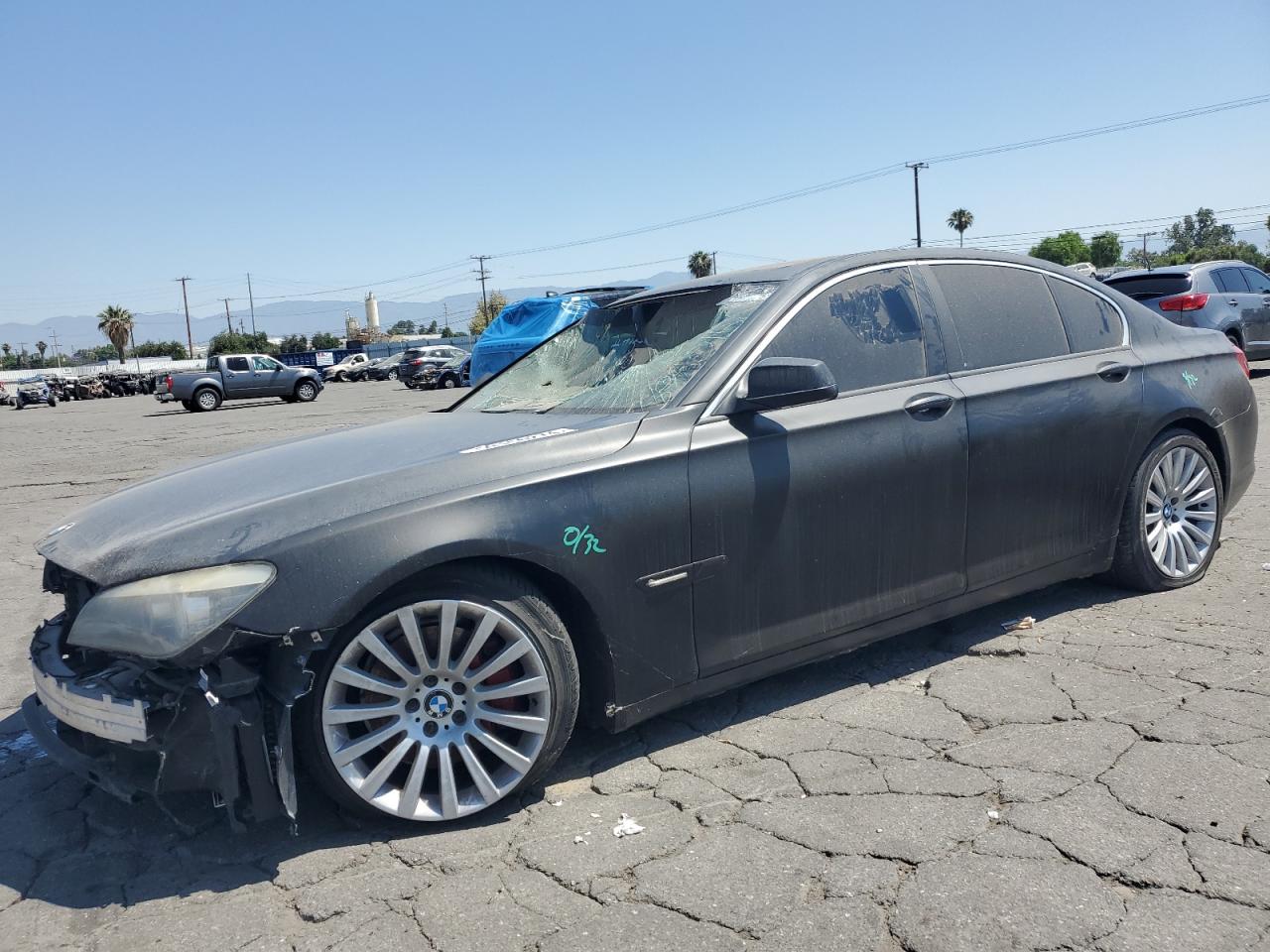 BMW 7 SERIES 2012