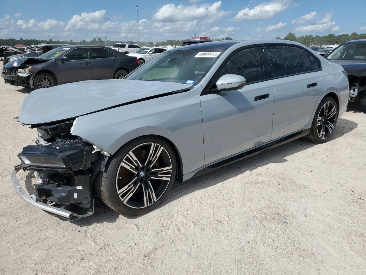 BMW 760 XI 2023