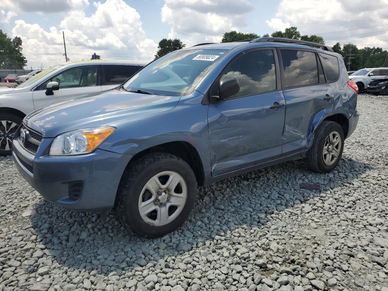 TOYOTA RAV4 2011
