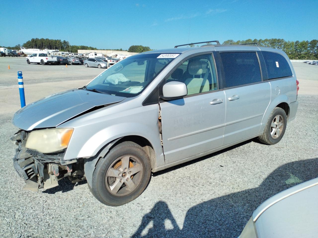 DODGE CARAVAN 2012