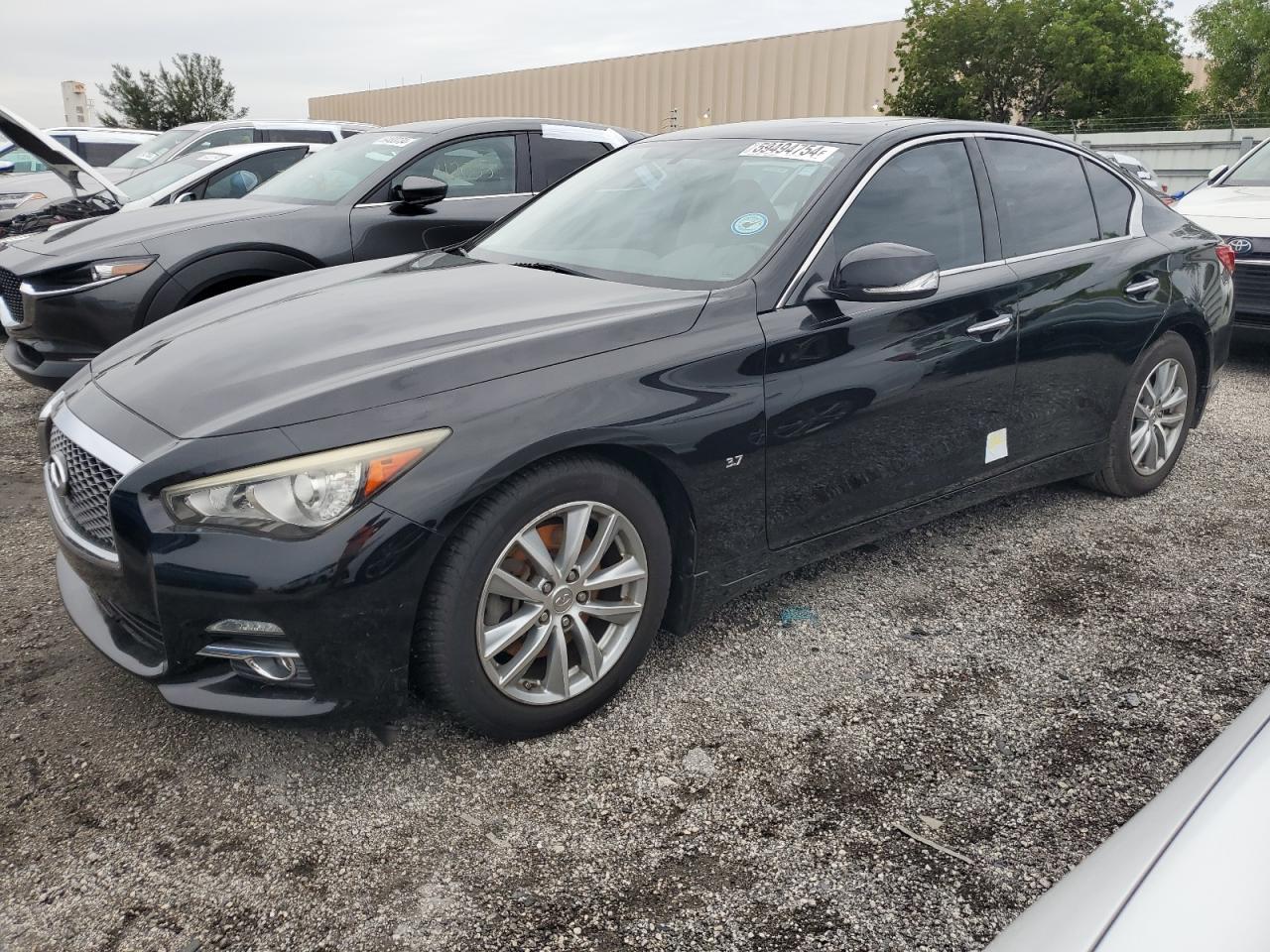 INFINITI Q50 2015