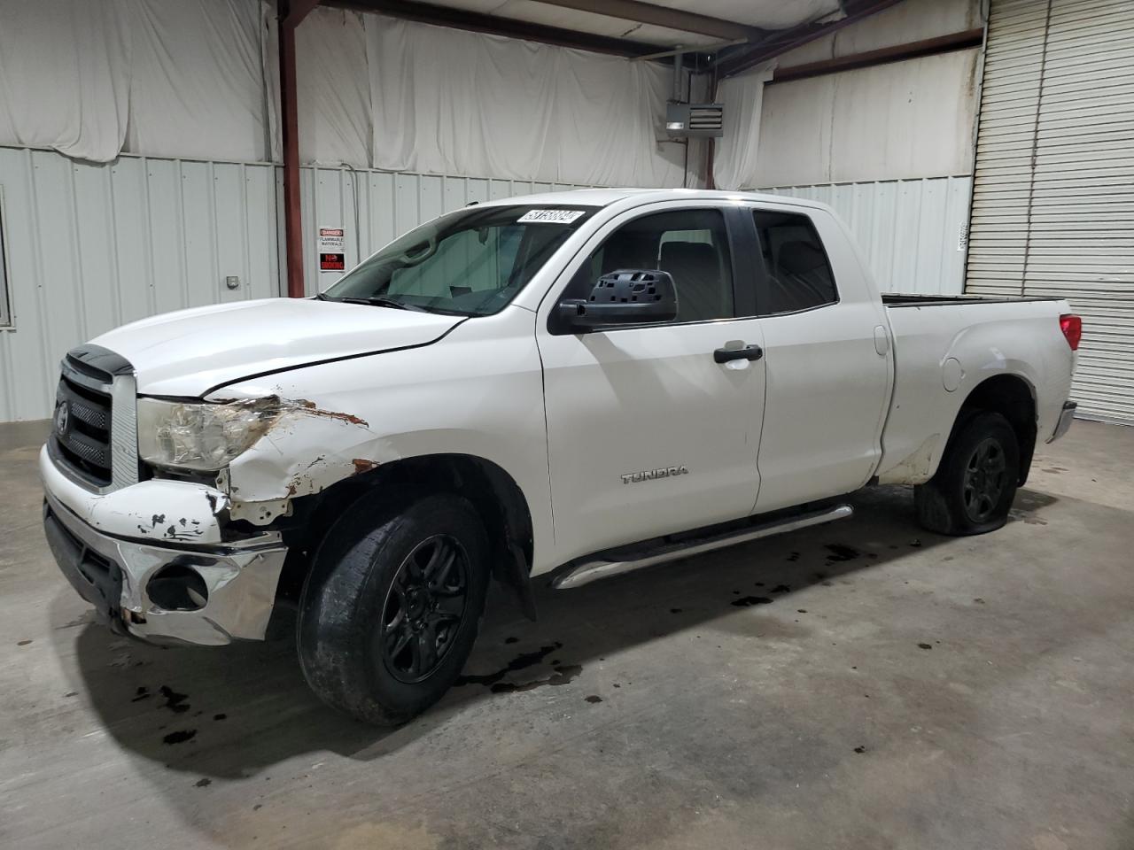 TOYOTA TUNDRA 2012