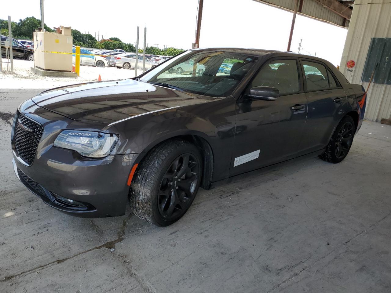 CHRYSLER 300 2023