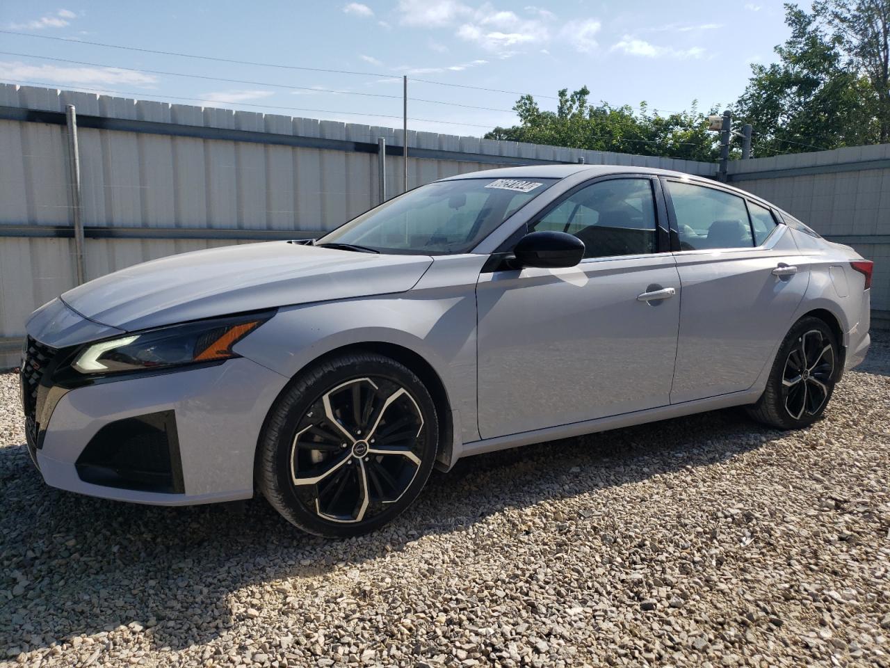 NISSAN ALTIMA 2023