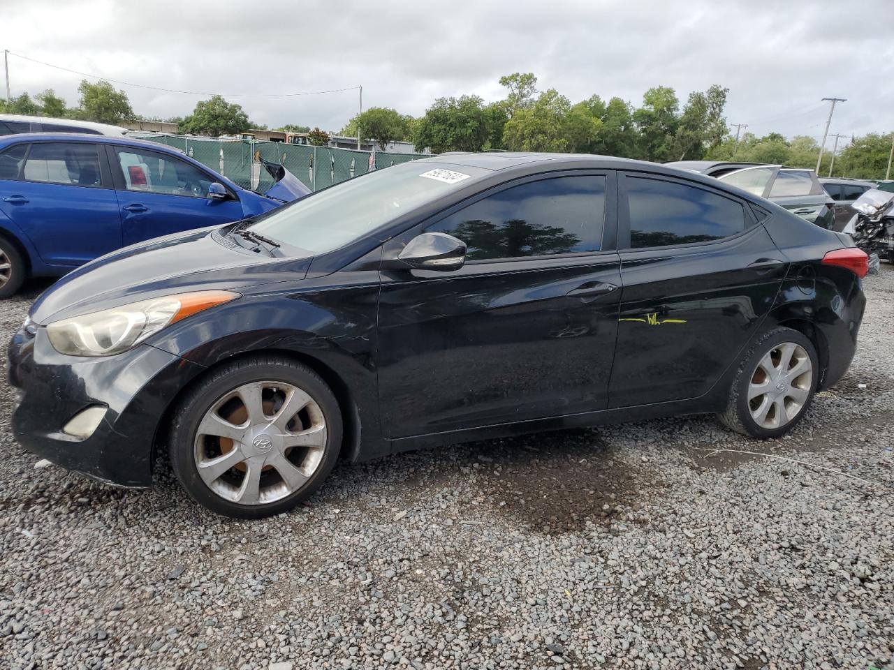 HYUNDAI ELANTRA GL 2012