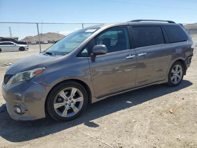 Toyota Sienna 2014