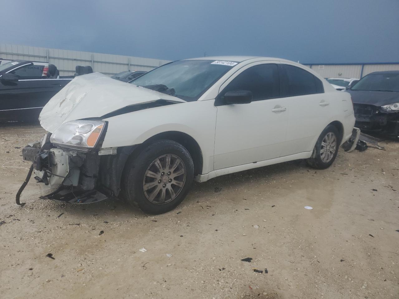 MITSUBISHI GALANT 2009