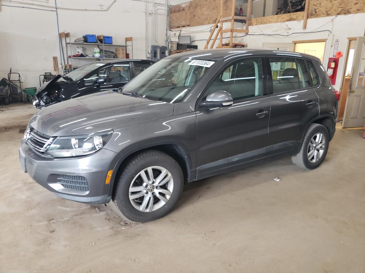VOLKSWAGEN TIGUAN 2012