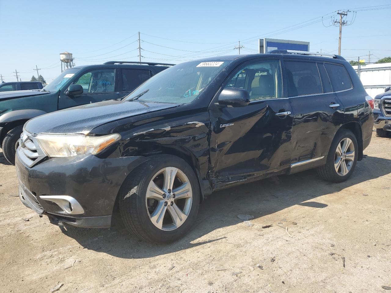 TOYOTA HIGHLANDER 2013