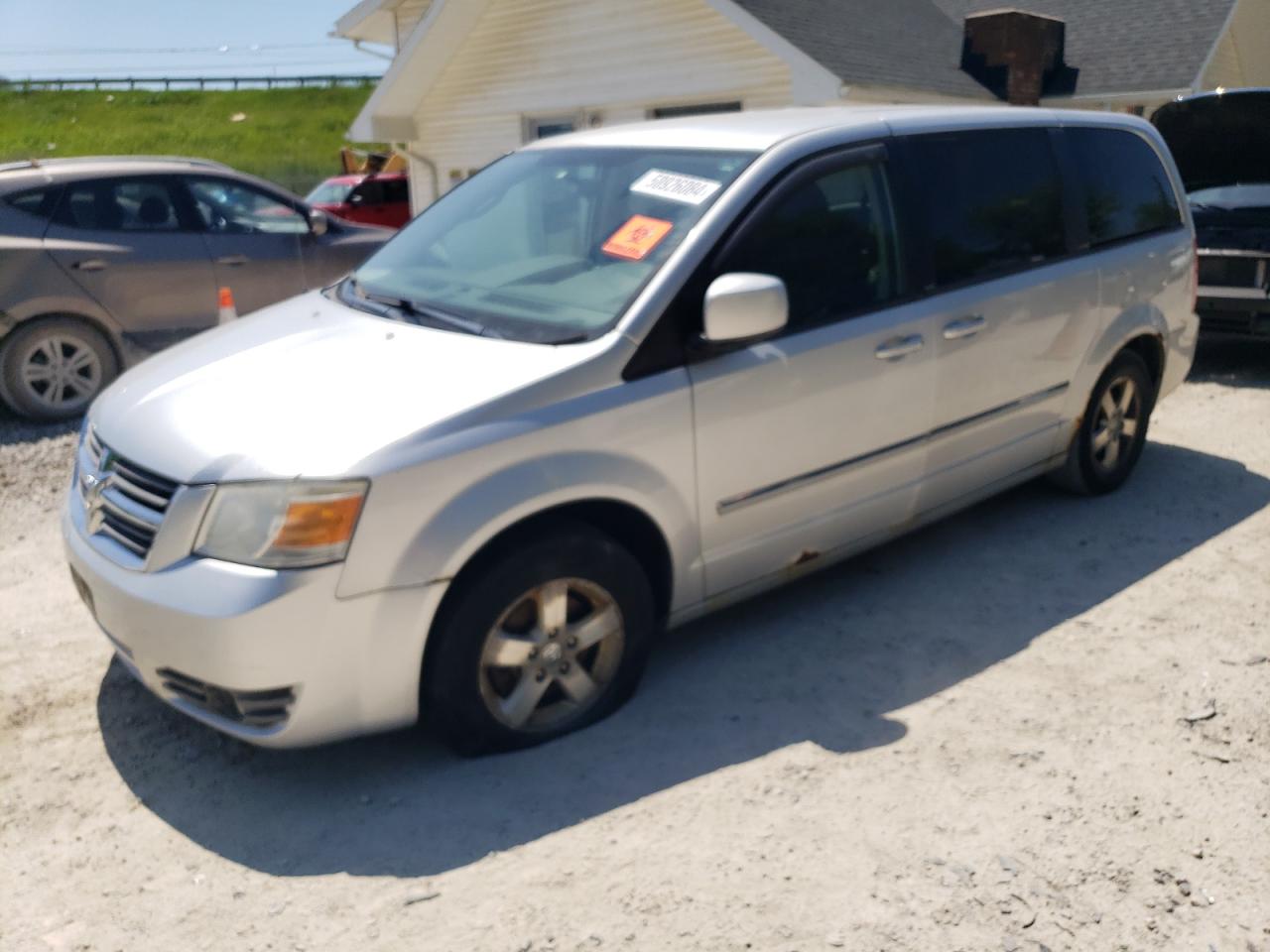 DODGE CARAVAN 2008