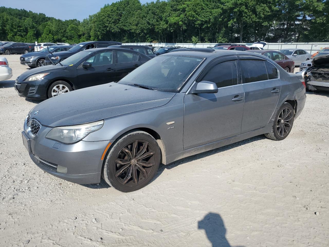 BMW 5 SERIES 2010
