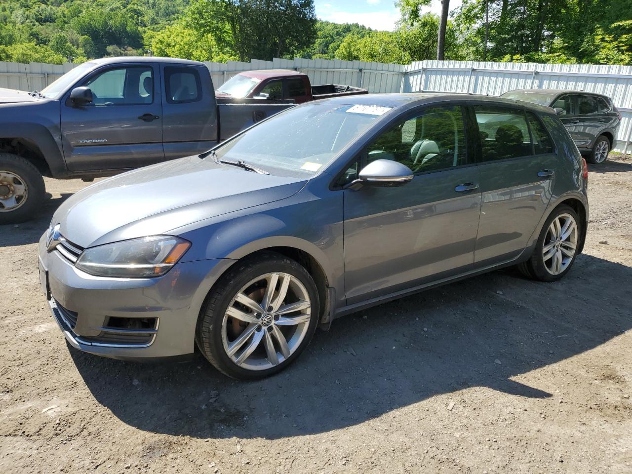 VOLKSWAGEN GOLF 2015