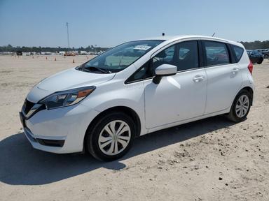 Nissan Versa 2018