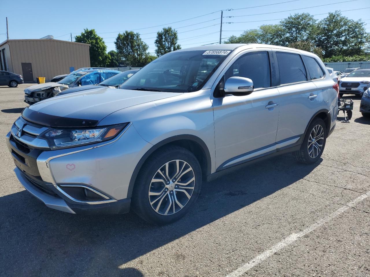 MITSUBISHI OUTLANDER 2016