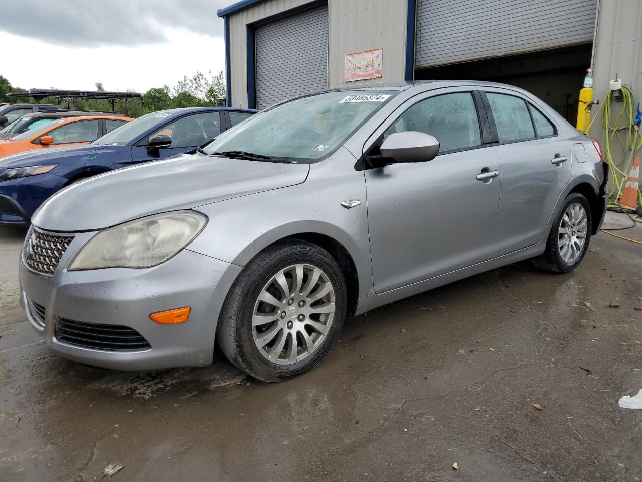 SUZUKI KIZASHI 2013