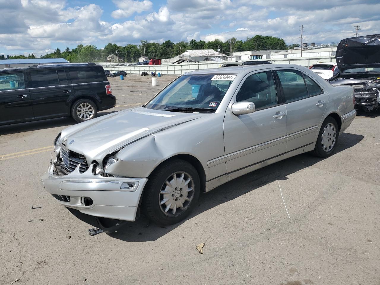 MERCEDES-BENZ E-CLASS 2001