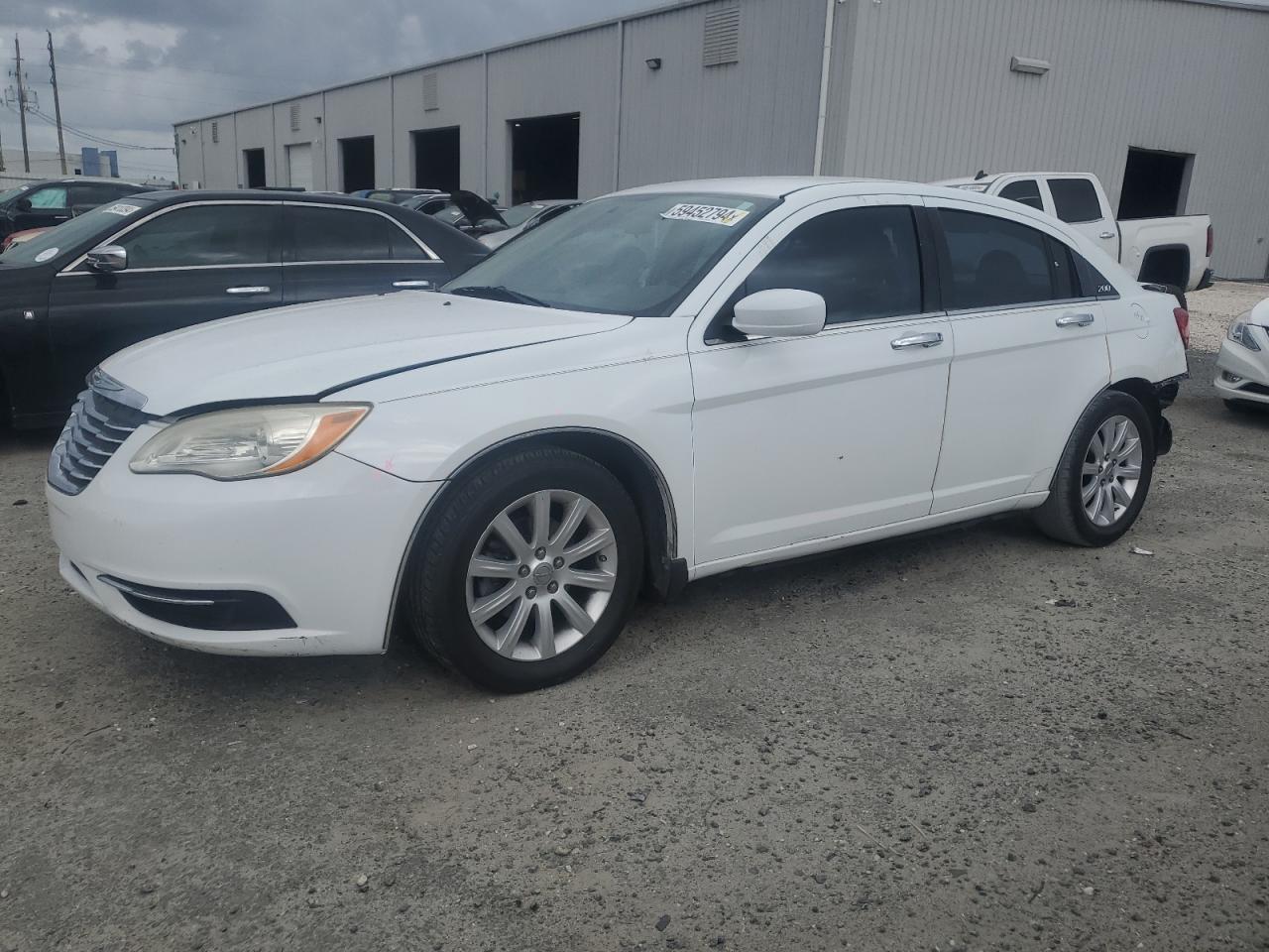 CHRYSLER 200 2011