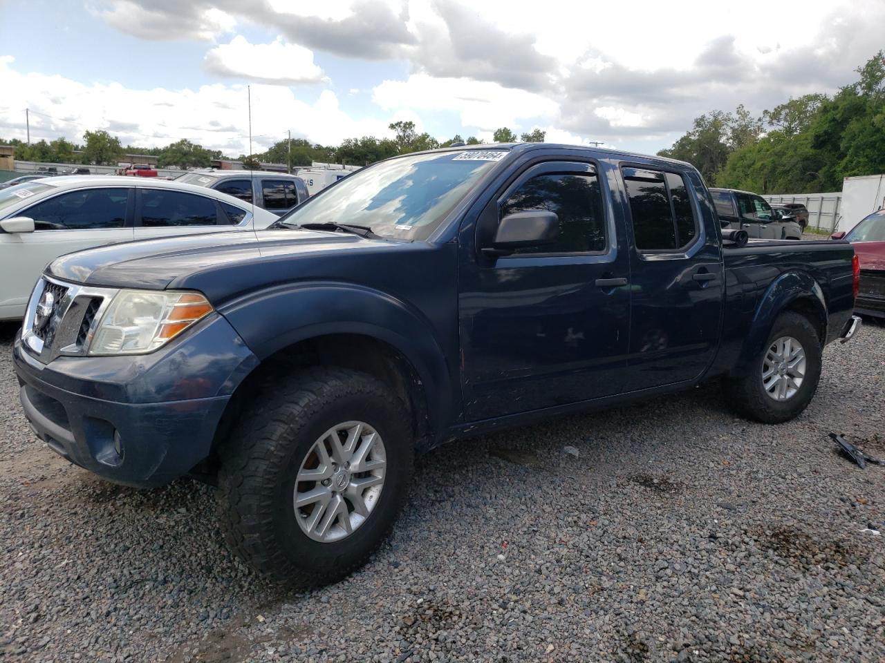 NISSAN FRONTIER 2017