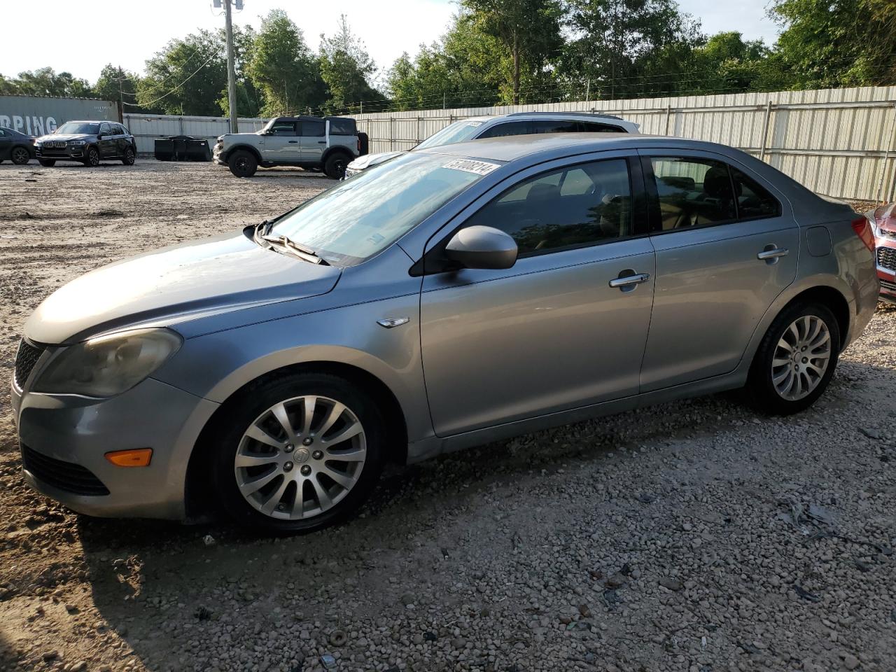 SUZUKI KIZASHI 2013