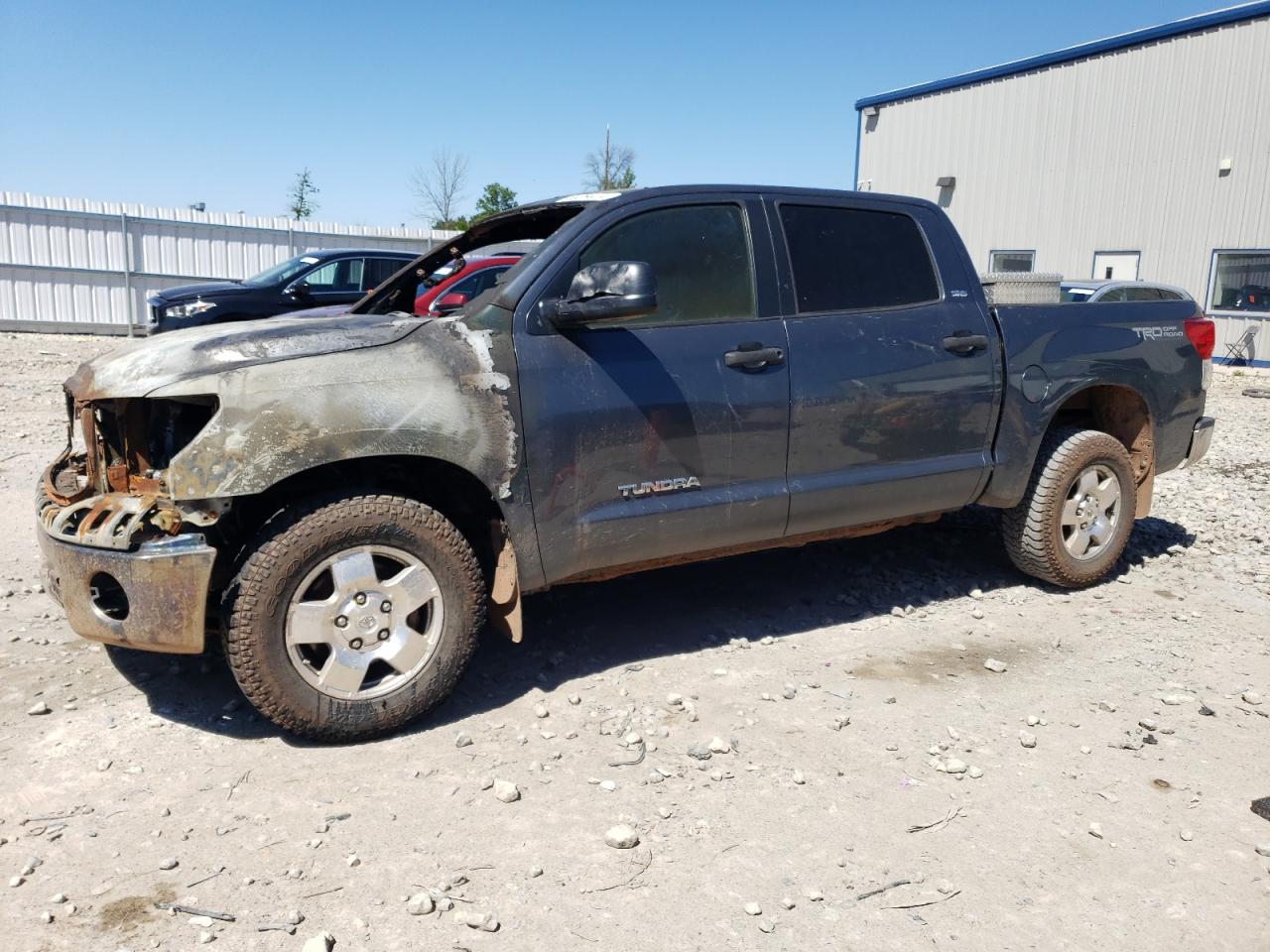 TOYOTA TUNDRA 2010