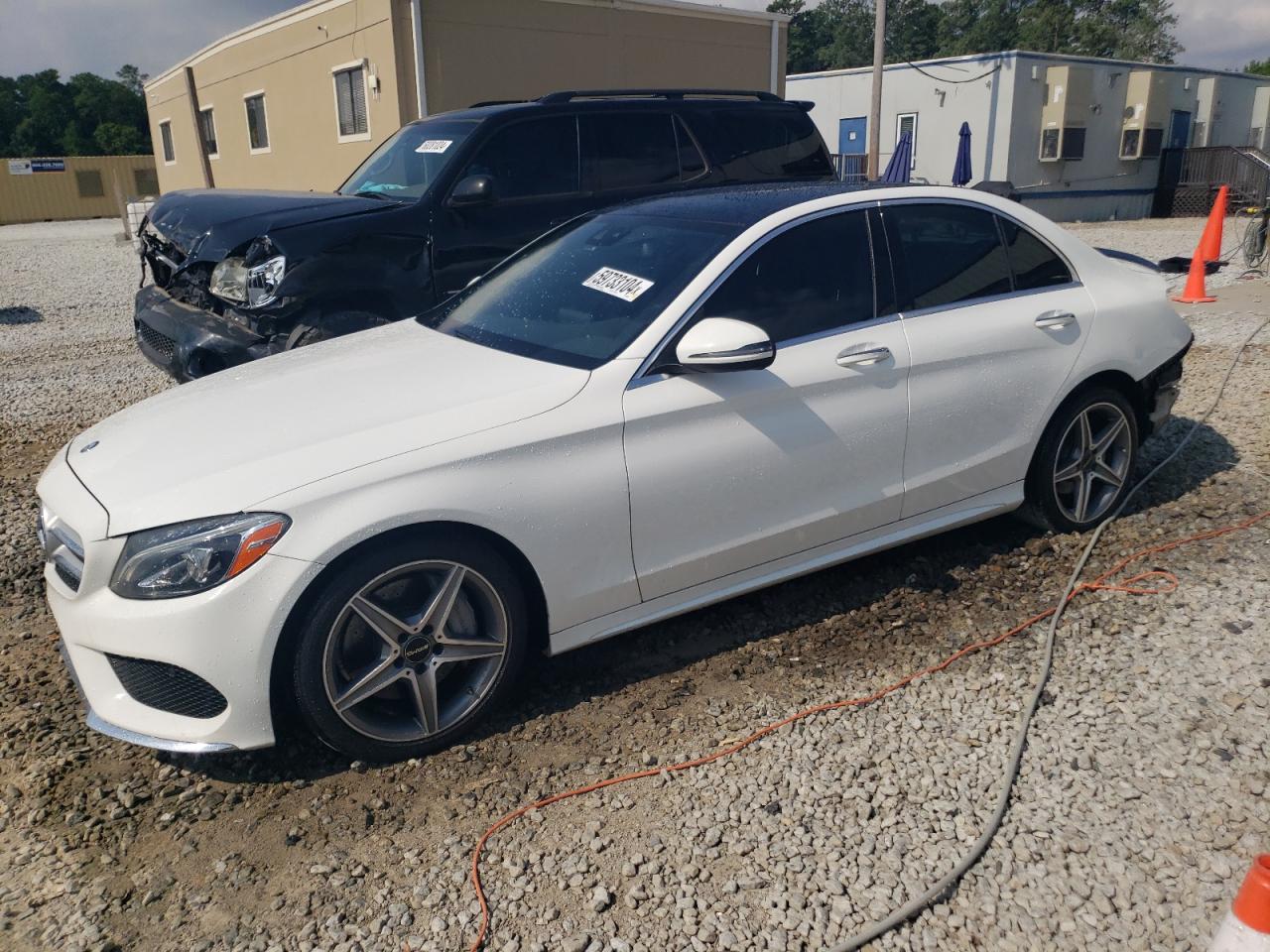 MERCEDES-BENZ C-CLASS 2016