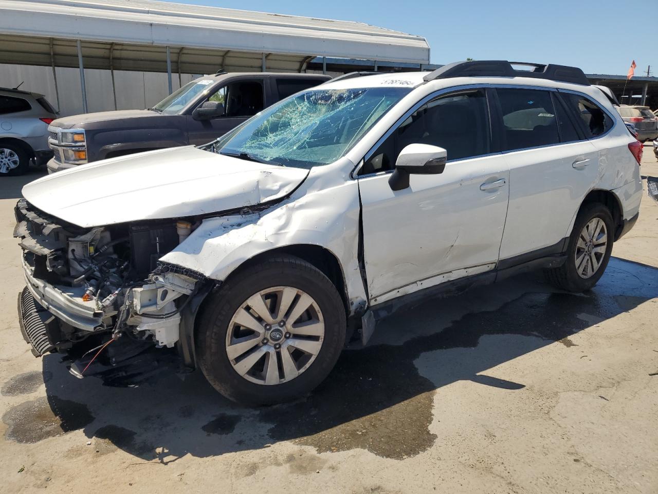 SUBARU OUTBACK 2016