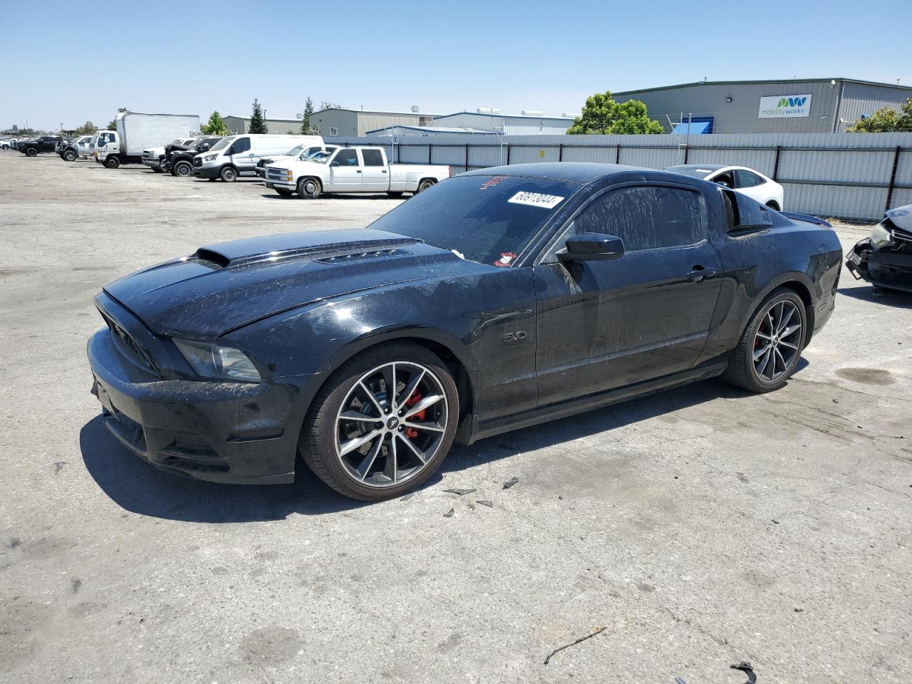 FORD MUSTANG 2013