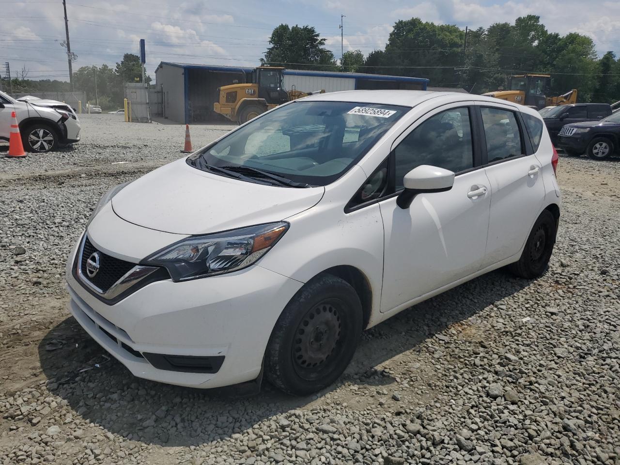 NISSAN VERSA 2017